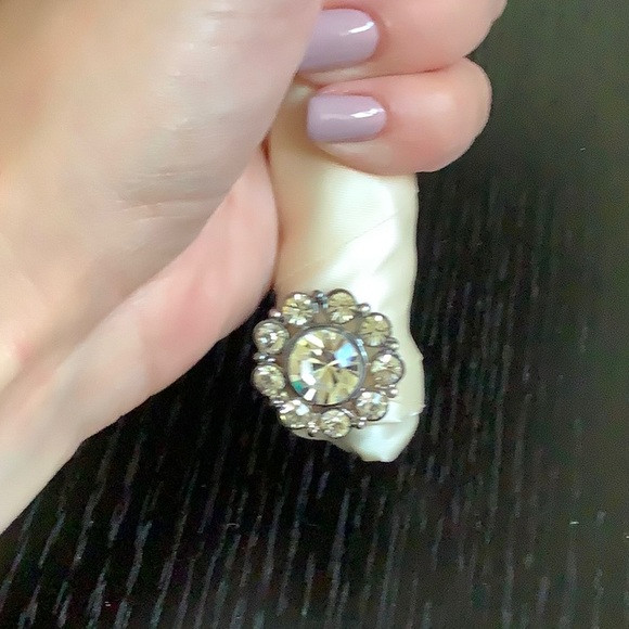 Bridal bouquet made with all Swarovski crystals - Picture 3 of 5